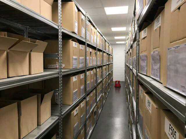 Rayonnage métallique, étagères pour archives, rangement de bureau